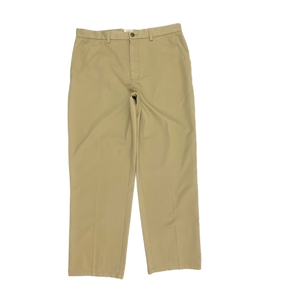 St. John's Bay Worry Free Classic Fit Men's size 36x32 Khaki Beige Chino Pants